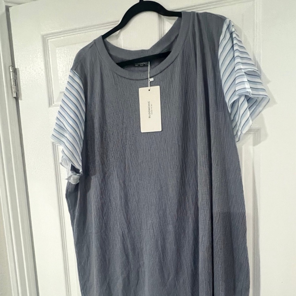 Bloomchic Waffle knit Shirt with Polyester Striped Sleeves Size 26 4XL